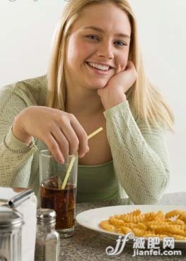 不良饮食导致肥胖 4大易胖食物首领揭秘
