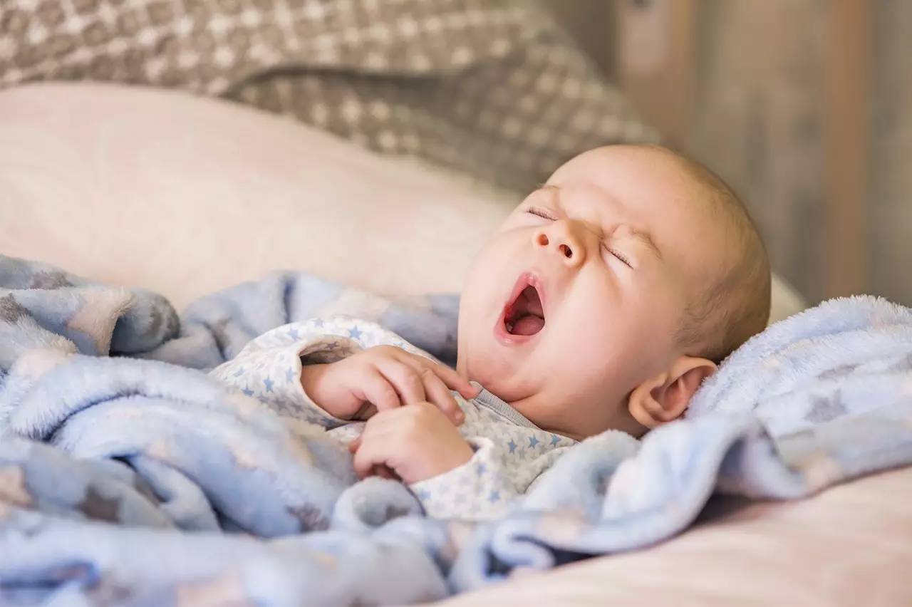 宝宝睡觉频繁夜醒？其实错在你的哄睡方式！