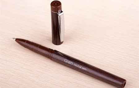 啫喱笔和中性笔的区别 啫喱笔和中性笔怎么保存