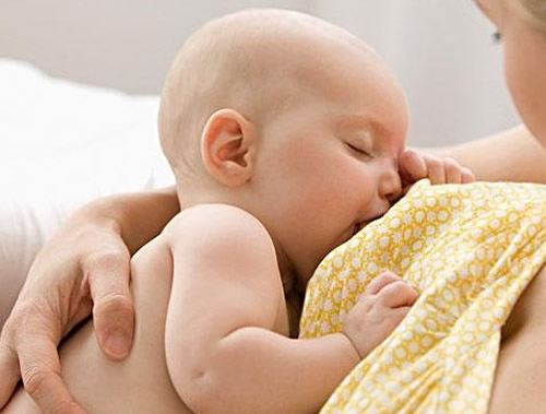 母乳虽然是宝宝最好的口粮，但有时候却必须忍痛停掉！