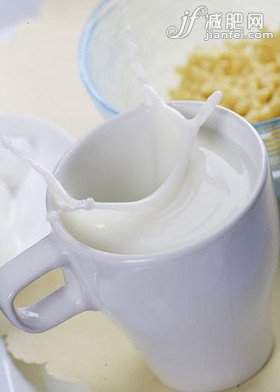 牛奶减肥新喝法 搭配辣椒让你瘦更快