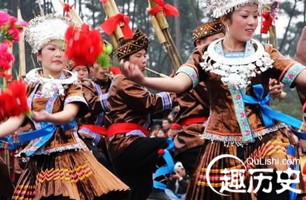 五花八门的春节：少数民族怎么过春节吗？