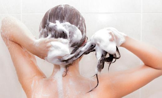 多久洗头发才是最健康的 洗头五禁忌保护头皮健康