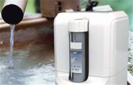 饮水机滤芯多久换一次 饮水机里的水就是安全的吗