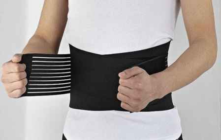 护腰带是贴身还是隔着衣服 护腰带有什么作用