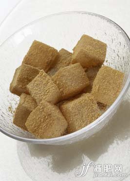 冻豆腐是减肥能手 低卡营养豆腐餐推荐