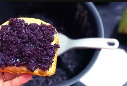 紫米面包是不是酸酸的-紫米面包的紫米酸了是坏了吗