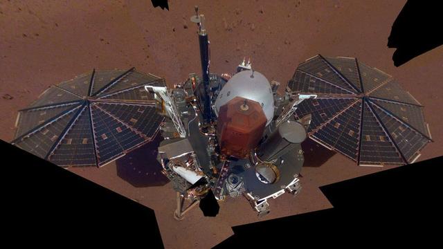 美国宇航局洞察号着陆器在火星上探测到“剧烈地震”