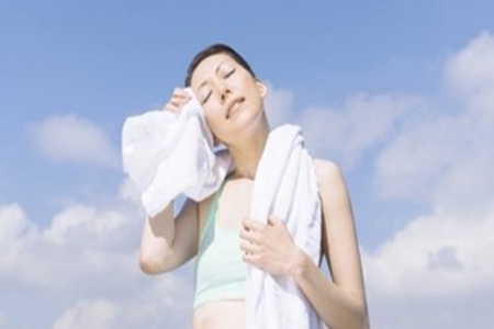 身体各个部位出汗是什么原因？出现异常现象要警惕