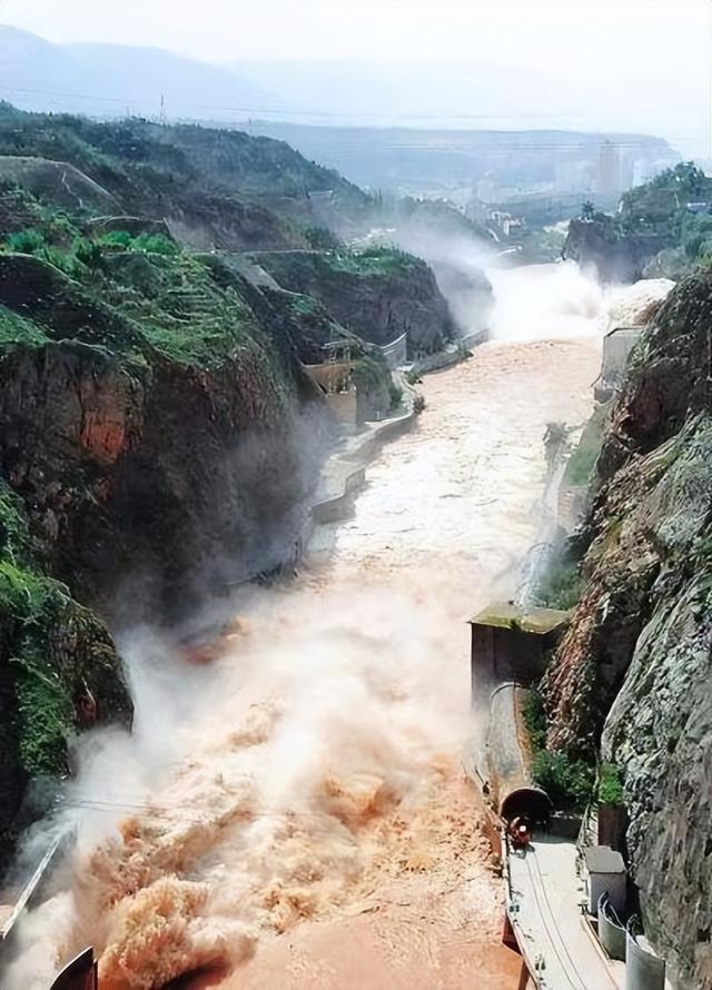 长江为什么是“江”，黄河为什么是“河”？江和河的区别在哪？