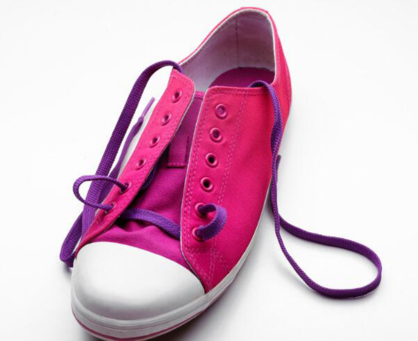 马丁靴鞋带怎么穿好看 马丁靴鞋带有哪些系法